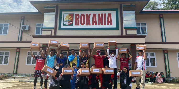 Foto bersama Rokania