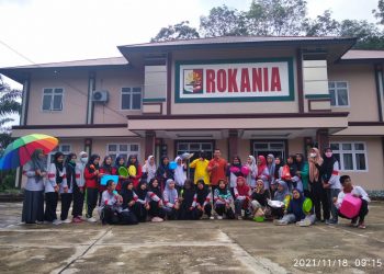 Pola Hidup Sehat, dengan Olahraga SKJ dan Bola Voli.