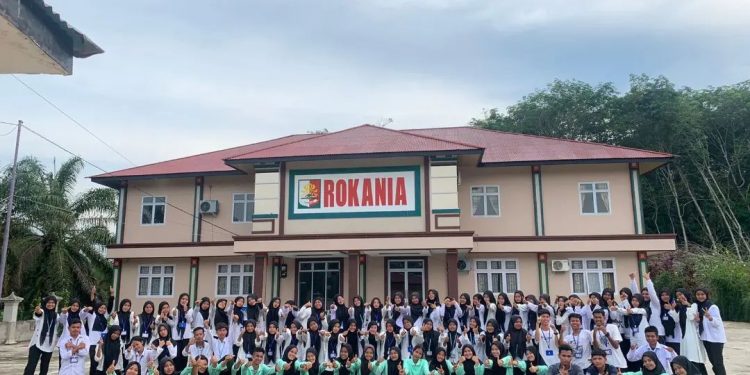 Foto sebagian mahasiswa baru 2022