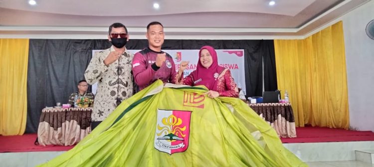 Penyerahan parasut