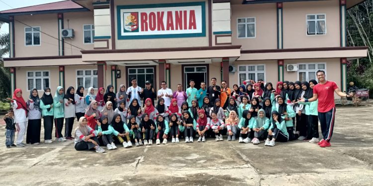 Sebagian peserta senam