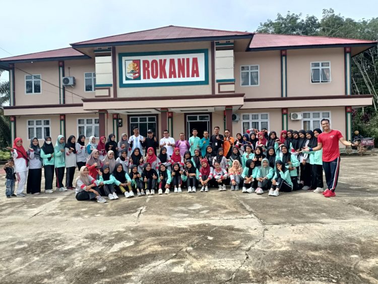 Sebagian peserta senam
