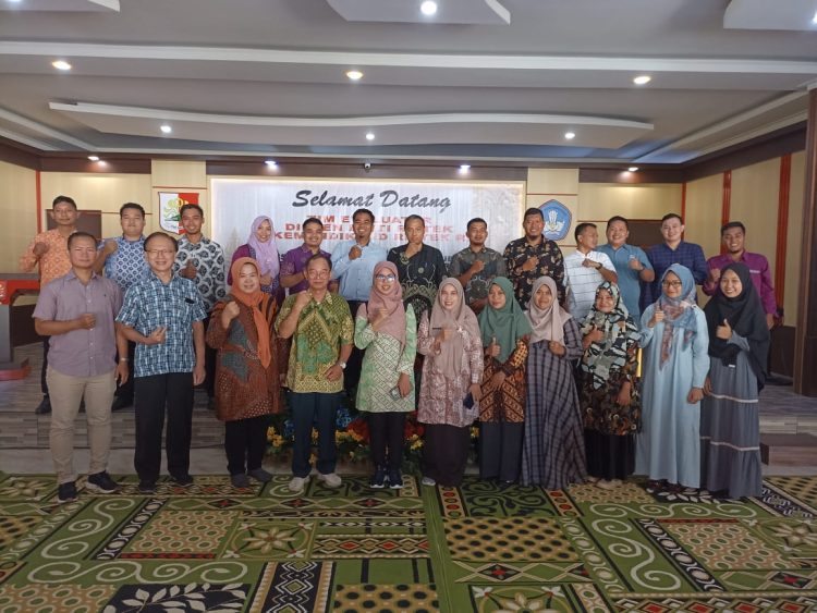 Tim Evaluator