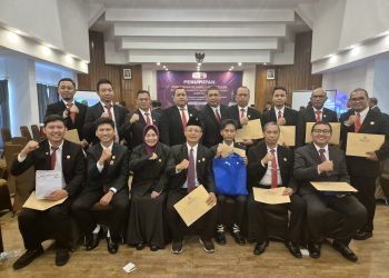 Adyanata Lubis (duduk dua dari kanan) dalam pelatihan di Lemhannas RI (foto: ade)