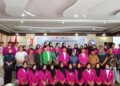 Panitia, pengurus dan tamu undangan berfoto bersama (foto: humas rokania)