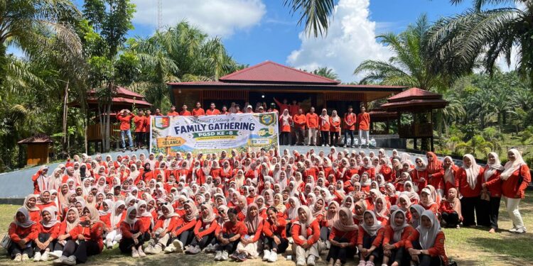 Family Gathering ke-8